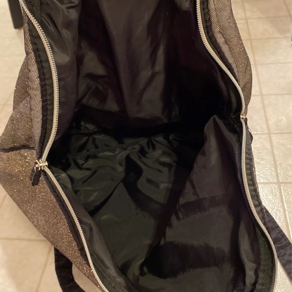 ❌SOLD❌Victoria’s Secret glitter tote bag - Picture 4 of 4
